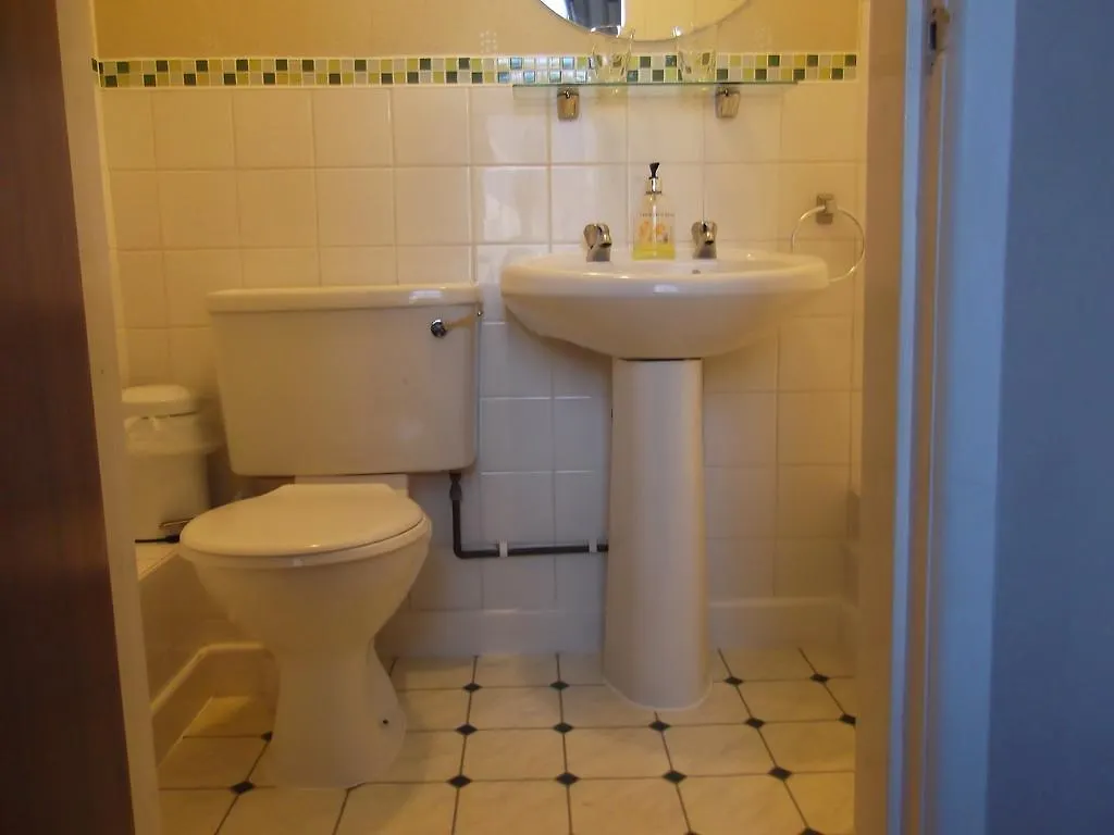 J'S Mayfair Guest House Blackpool