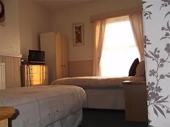 J'S Mayfair Guest House Blackpool